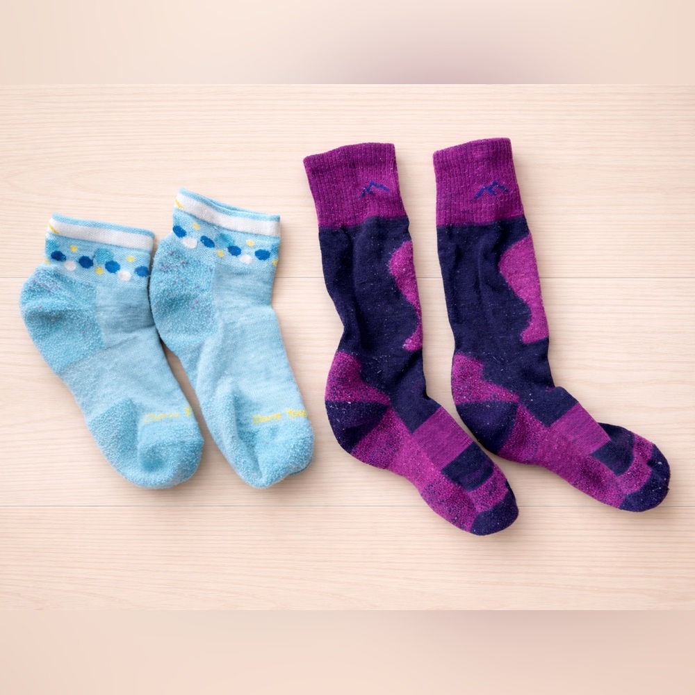 Darn Tough pair of Kids socks size Medium